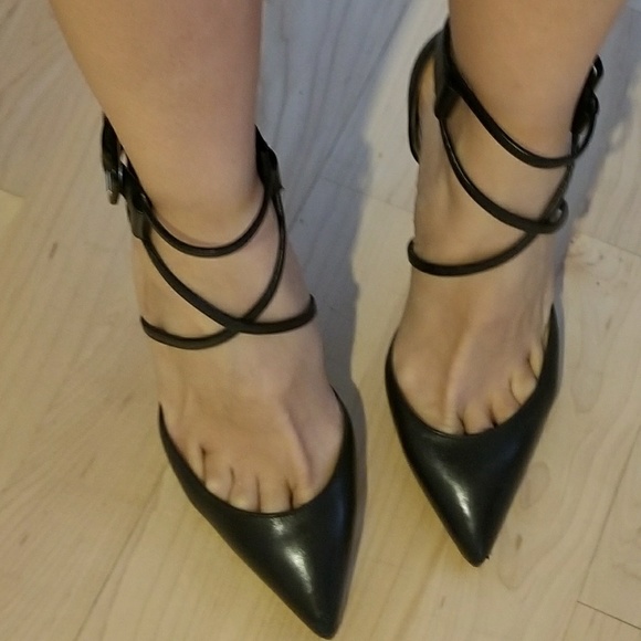 Auth Christian Louboutins Pumps - Picture 4 of 4